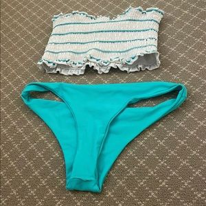 Bathing suit, strapless